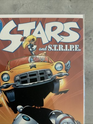 DC Comics Stars And S.T.R.I.P.E #14 2000 Star girl Low Print Run - Image 3