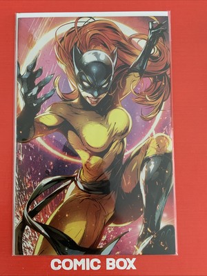 Marvel Comics X-Men Red #9 Battle Lines Hellcat Virgin Variant