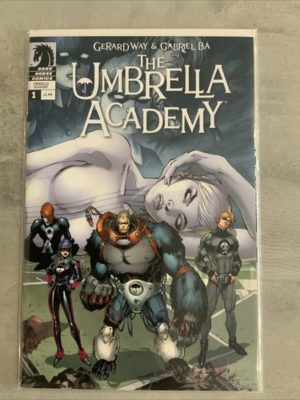 Dark Horse Comics The Umbrella Academy #1 Dallas Jim Lee Wraparound Variant