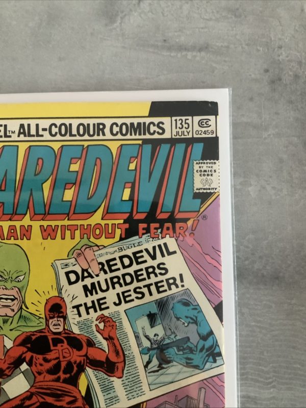 Marvel Comics Daredevil #135 1976 Bronze Age - Image 3