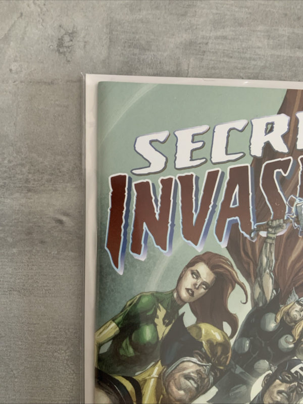 Marvel Comics Secret Invasion #1 Midtown Exclusive Variant 2008 - Image 2