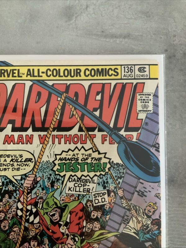 Marvel Comics Daredevil #136 1976 Bronze Age - Image 3